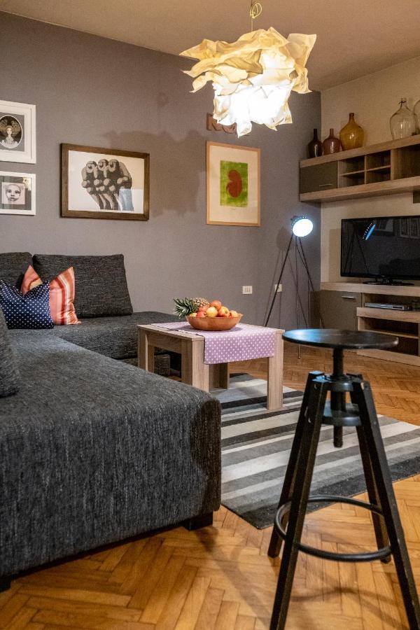 Apartment Lota With Heated Pool On Top Location Supetar Zewnętrze zdjęcie